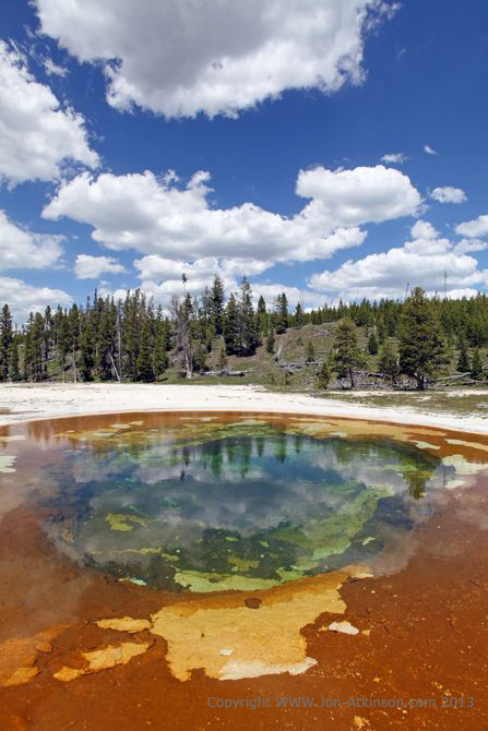 Upper Geyser Basin, Beauty Pool, Yellowstone National Park.